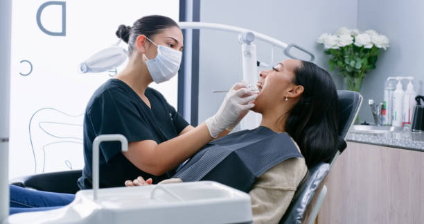 Best Periodontal (Gum) Disease Treatment  in Weyauwega, WI