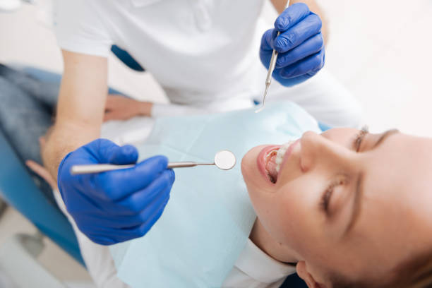 Best Wisdom Tooth Removal  in Weyauwega, WI